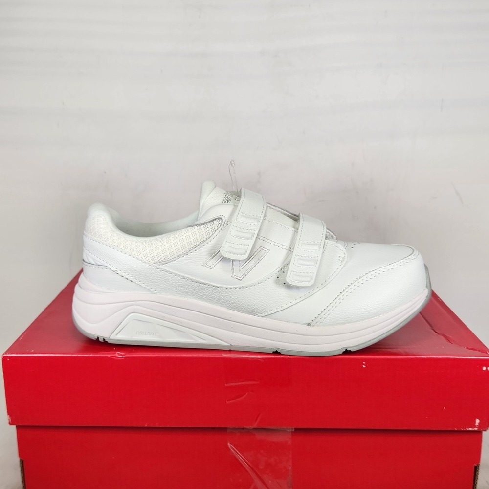 New Balance Walking Shoes Women Size 8 WIDE White Hook and Loop Leather 928v3
